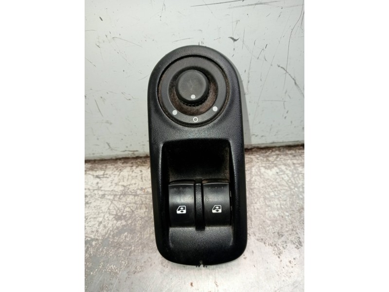 Recambio de mando elevalunas delantero izquierdo para opel movano (2004 =>) furgón largo techo sobreelevado l3h3 3.5t referencia