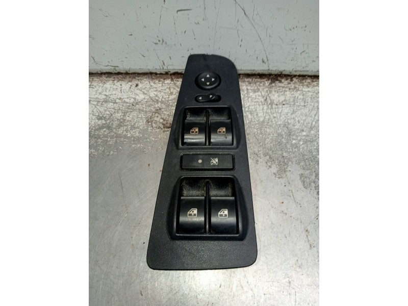 Recambio de mando elevalunas delantero izquierdo para fiat linea (110) dynamic referencia OEM IAM   4P