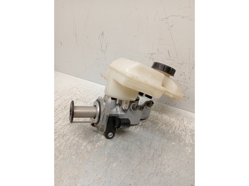 Recambio de bomba freno para seat ibiza (kj1) style go referencia OEM IAM 2Q1611301  