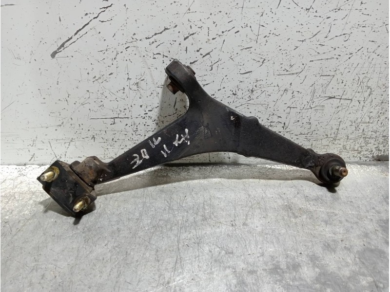 Recambio de brazo suspension inferior delantero derecho para citroen ax 11 tre referencia OEM IAM   