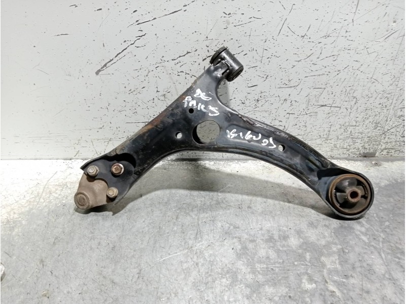 Recambio de brazo suspension inferior delantero derecho para toyota prius (nhw20) basis referencia OEM IAM   
