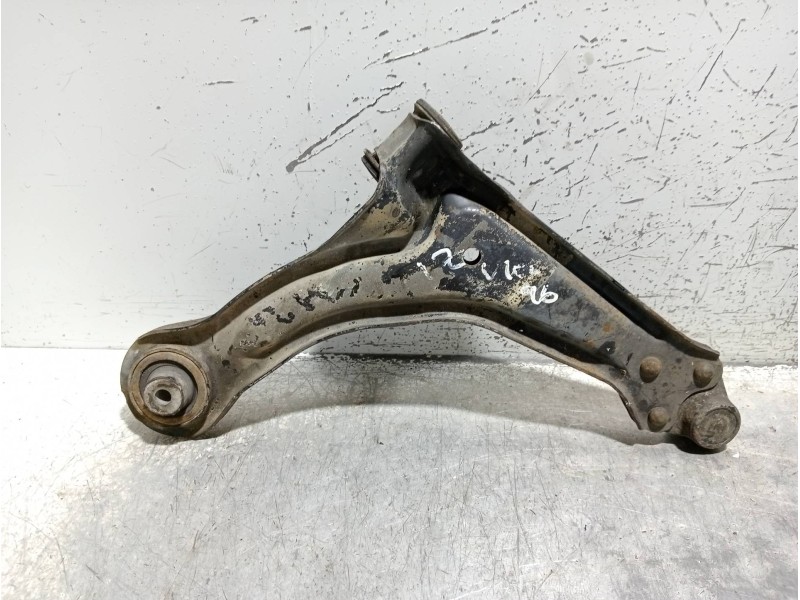 Recambio de brazo suspension inferior delantero izquierdo para mercedes vito (w638) combi 2.3 turbodiesel referencia OEM IAM   