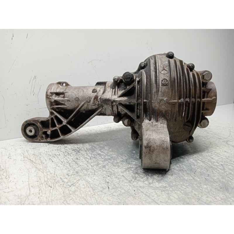 Recambio de diferencial delantero para mercedes clase gl (x164) 320 cdi 4-matic (164.822) referencia OEM IAM A1643302102 4460310