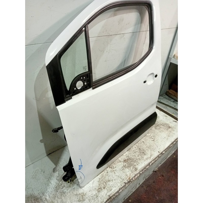 Recambio de puerta delantera izquierda para fiat doblo ii cargo (263) referencia OEM IAM   5P