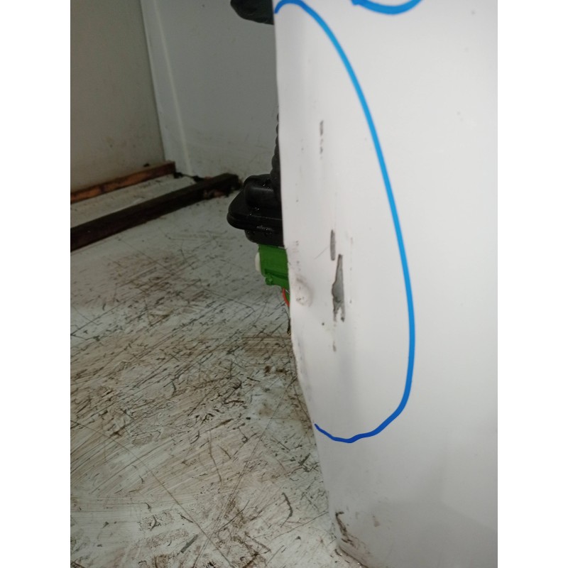 Recambio de puerta delantera izquierda para fiat doblo ii cargo (263) referencia OEM IAM   5P