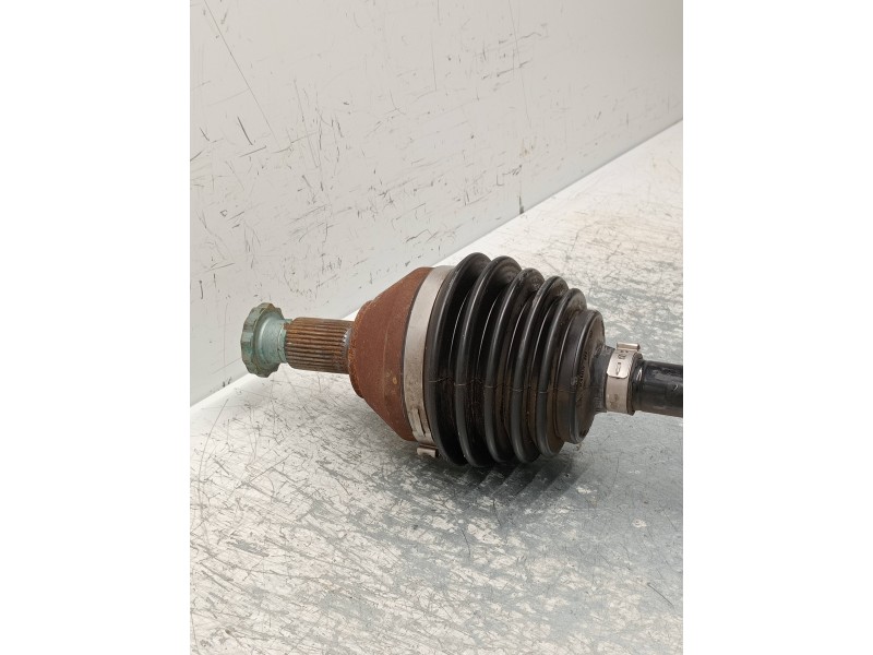Recambio de transmision delantera derecha para seat ibiza (kj1) style go referencia OEM IAM 2Q0407272CB  