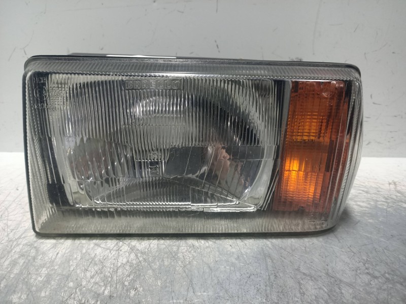 Recambio de faro izquierdo para lancia delta 1.6 referencia OEM IAM   