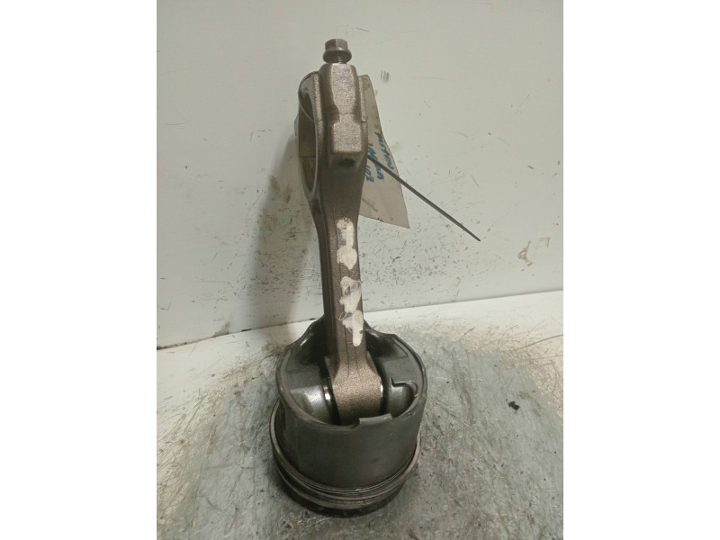 Recambio de piston para renault laguna ii (bg0) luxe dynamique referencia OEM IAM   