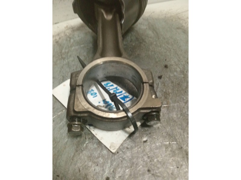 Recambio de piston para renault laguna ii (bg0) luxe dynamique referencia OEM IAM   