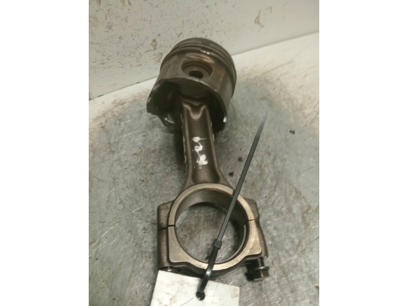 Recambio de piston para renault laguna ii (bg0) luxe dynamique referencia OEM IAM   
