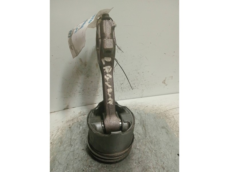 Recambio de piston para renault laguna ii (bg0) luxe dynamique referencia OEM IAM   