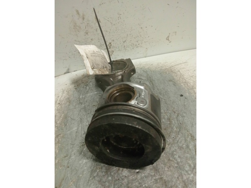 Recambio de piston para bmw serie 5 lim. (f10) 520d referencia OEM IAM 0841KE  