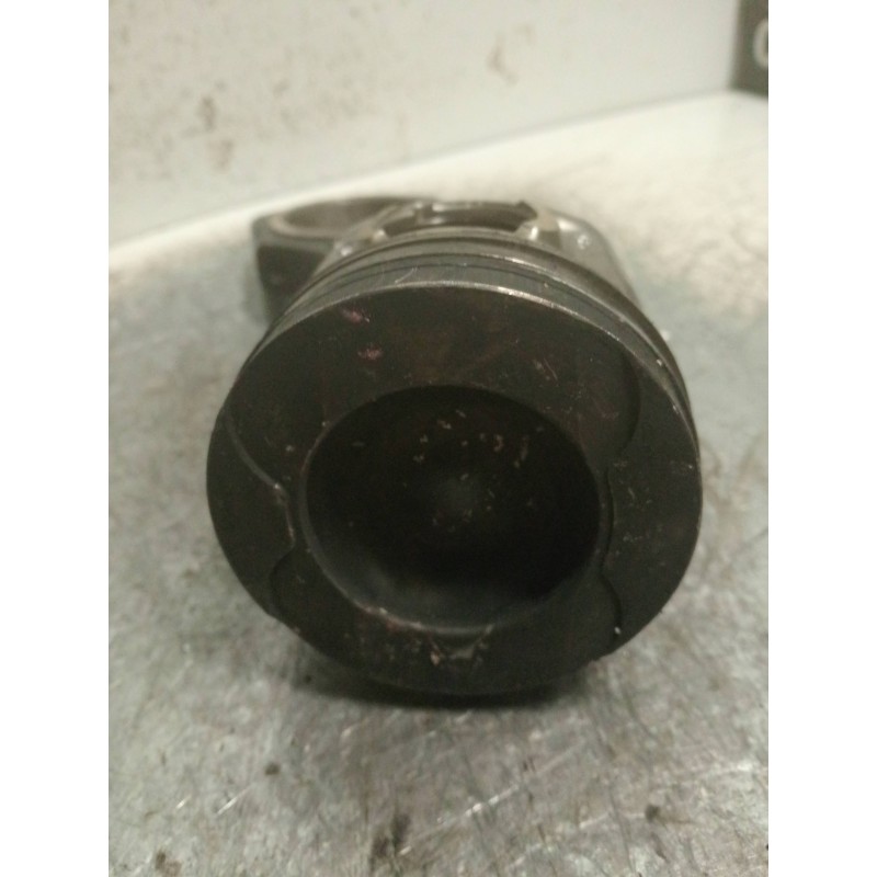 Recambio de piston para mercedes vito kombi (639) 113 cdi crew lang (639.603) referencia OEM IAM 21253  