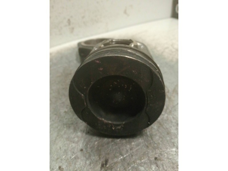 Recambio de piston para mercedes vito kombi (639) 113 cdi crew lang (639.603) referencia OEM IAM 21253  