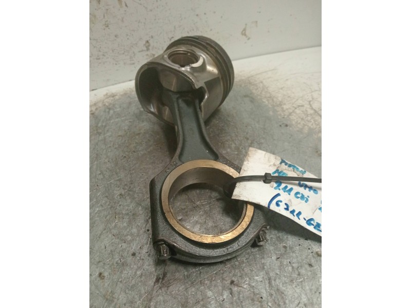 Recambio de piston para mercedes vito kombi (639) 113 cdi crew lang (639.603) referencia OEM IAM 21253  