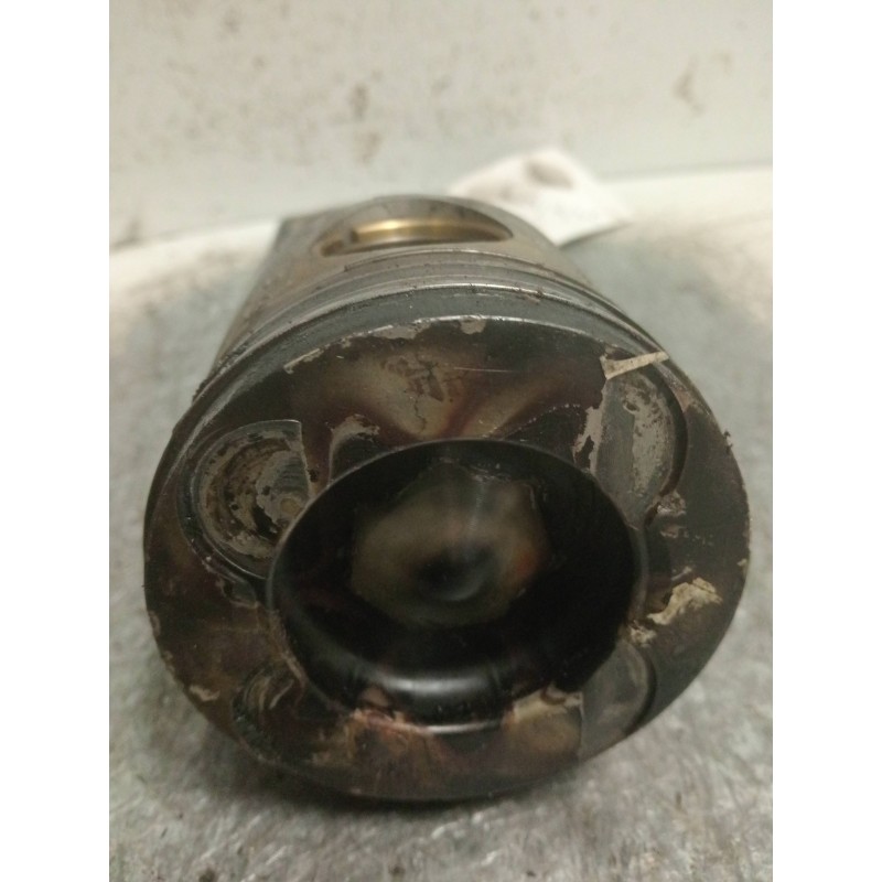 Recambio de piston para mercedes sprinterii caja cerrada (desde 01.06) 209/211/213/215  cdi (906.611/613) referencia OEM IAM 221 Recambio de piston para mercedes sprinterii caja cerrada (desde 01.06) 209/211/213/215  cdi (906.611/613) referencia OEM IAM 221