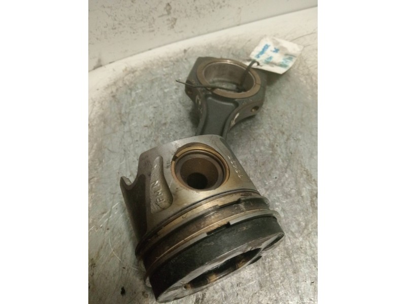 Recambio de piston para mercedes sprinterii caja cerrada (desde 01.06) 209/211/213/215  cdi (906.611/613) referencia OEM IAM 221 Recambio de piston para mercedes sprinterii caja cerrada (desde 01.06) 209/211/213/215  cdi (906.611/613) referencia OEM IAM 221