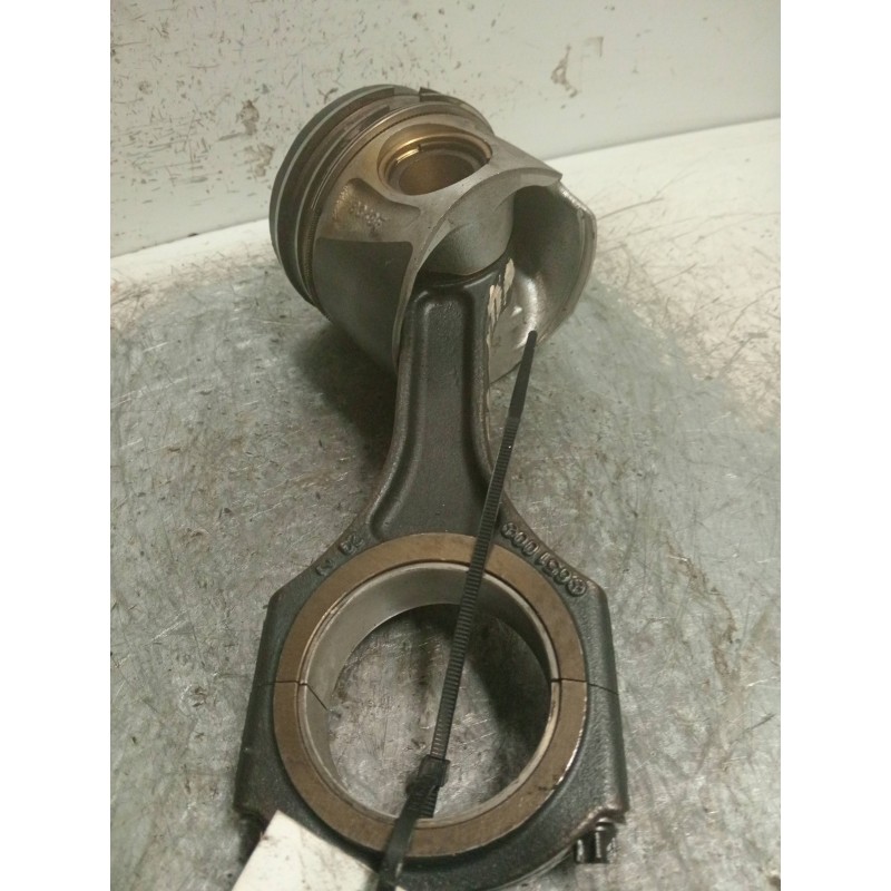 Recambio de piston para mercedes sprinterii caja cerrada (desde 01.06) 209/211/213/215  cdi (906.611/613) referencia OEM IAM 221 Recambio de piston para mercedes sprinterii caja cerrada (desde 01.06) 209/211/213/215  cdi (906.611/613) referencia OEM IAM 221