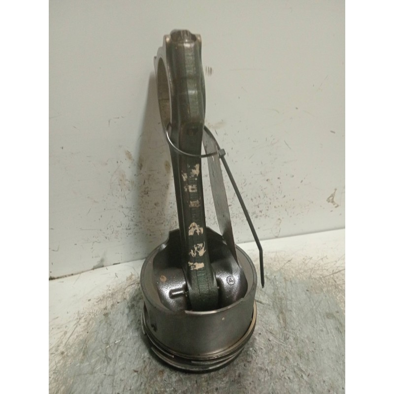 Recambio de piston para mercedes sprinterii caja cerrada (desde 01.06) 310/311/313/314/316 cdi (906.631/633/635/637) referencia 