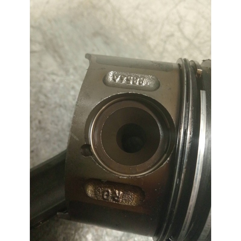 Recambio de piston para mercedes sprinterii caja cerrada (desde 01.06) 310/311/313/314/316 cdi (906.631/633/635/637) referencia 