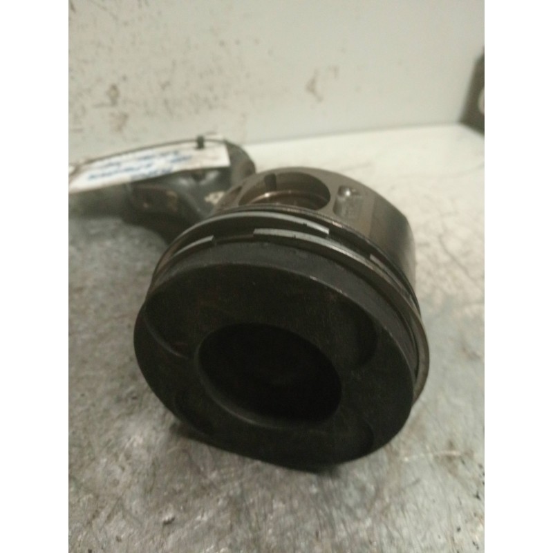 Recambio de piston para mercedes sprinterii caja cerrada (desde 01.06) 310/311/313/314/316 cdi (906.631/633/635/637) referencia 