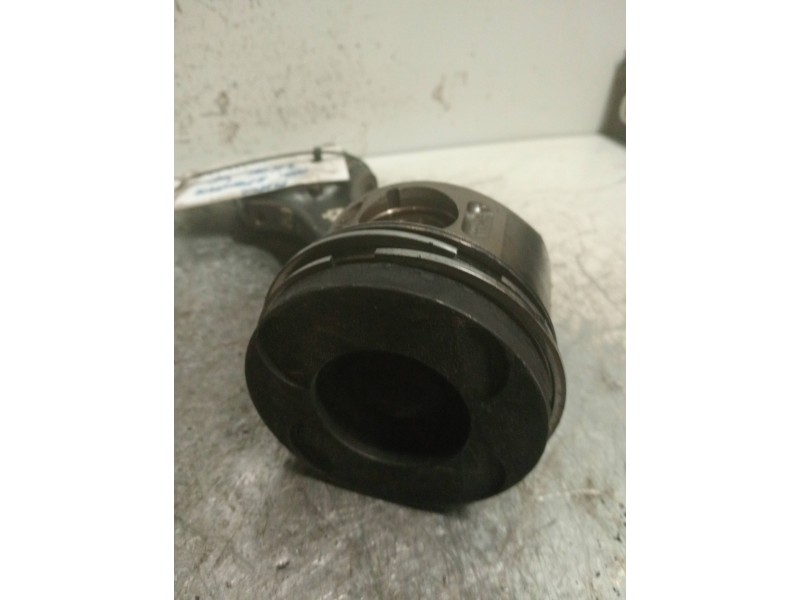 Recambio de piston para mercedes sprinterii caja cerrada (desde 01.06) 310/311/313/314/316 cdi (906.631/633/635/637) referencia 