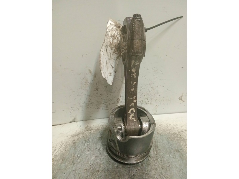 Recambio de piston para volkswagen golf v berlina (1k1) 2.0 tdi referencia OEM IAM 038J BHS 