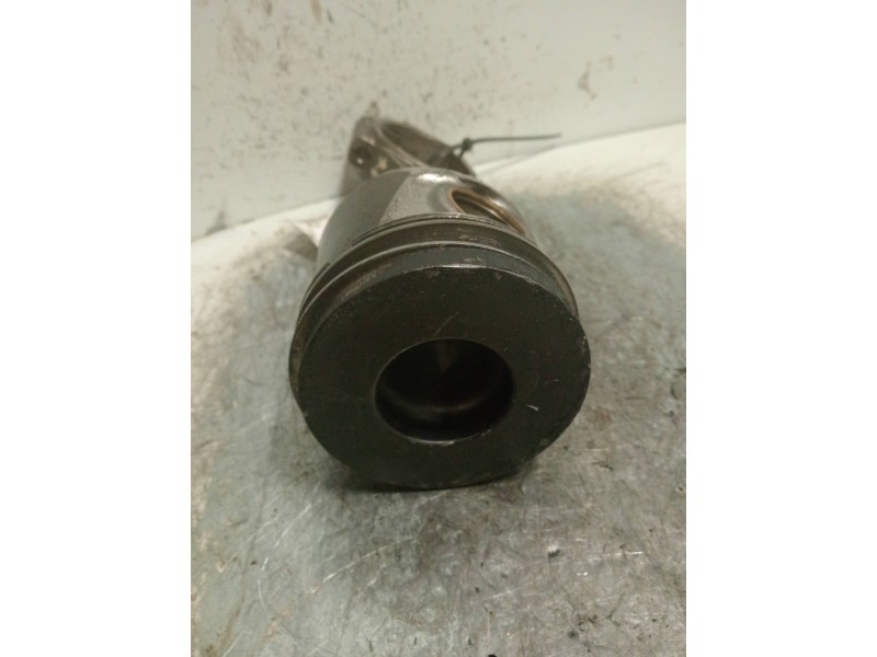 Recambio de piston para volkswagen golf v berlina (1k1) 2.0 tdi referencia OEM IAM 038J BHS 