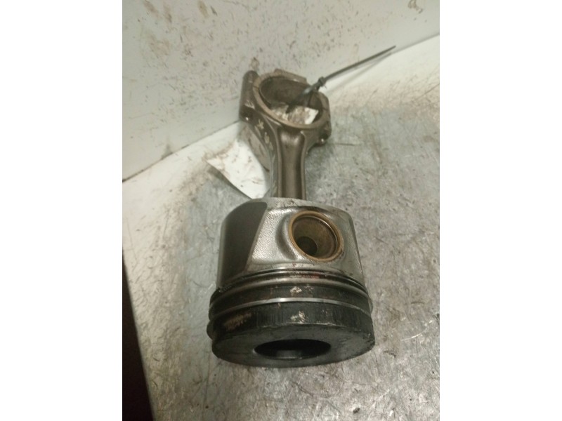 Recambio de piston para volkswagen golf v berlina (1k1) 2.0 tdi referencia OEM IAM 038J BHS 