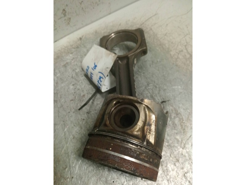 Recambio de piston para opel vivaro combi 2.7t corto referencia OEM IAM   