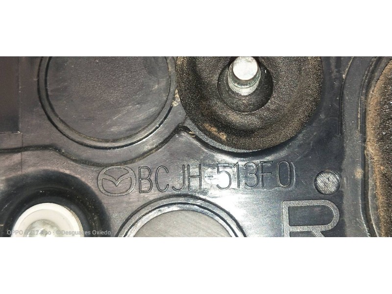 Recambio de piloto trasero derecho interior para mazda 3 berlina (bp) evolution referencia OEM IAM BCJH513F0  