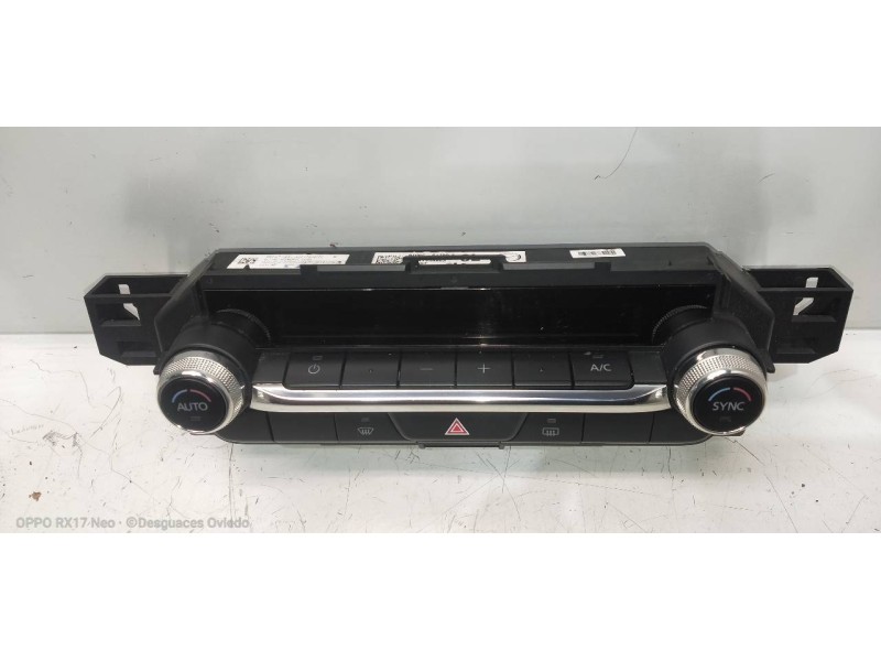 Recambio de mando calefaccion / aire acondicionado para mazda 3 berlina (bp) evolution referencia OEM IAM BDMC61190A A2C17448803