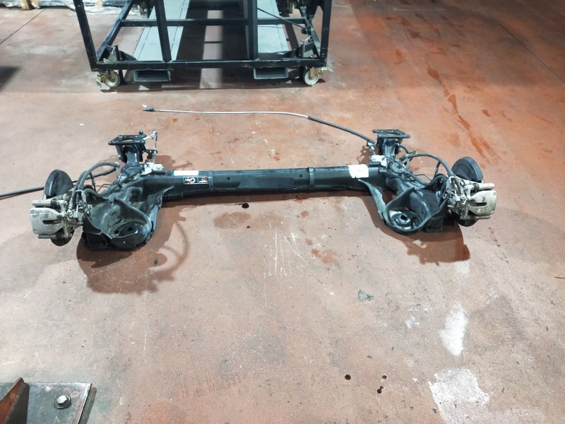 Recambio de puente trasero para fiat doblo ii cargo (263) referencia OEM IAM   DISCO/ABS