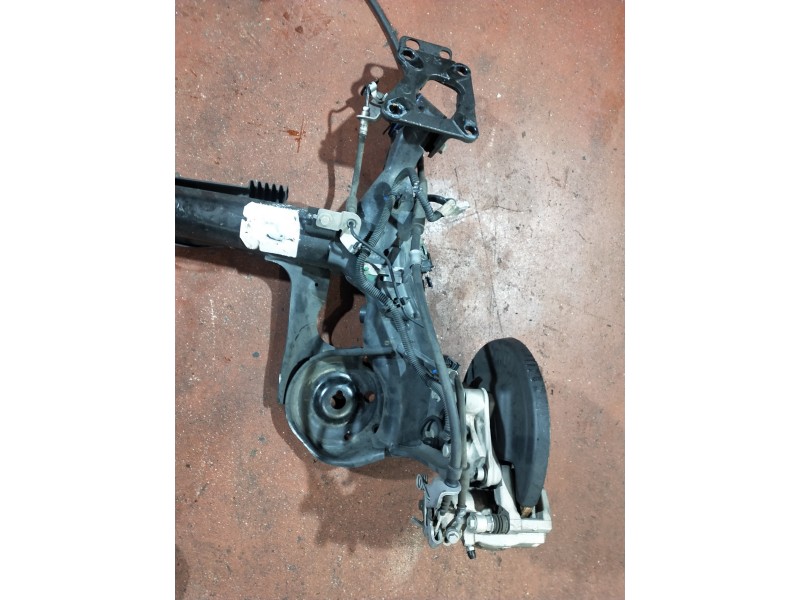 Recambio de puente trasero para fiat doblo ii cargo (263) referencia OEM IAM   DISCO/ABS