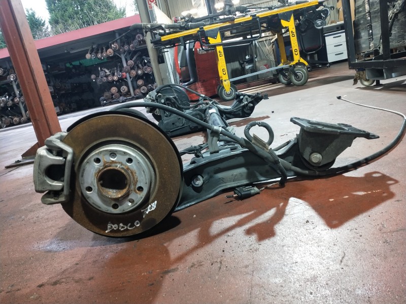 Recambio de puente trasero para fiat doblo ii cargo (263) referencia OEM IAM   DISCO/ABS