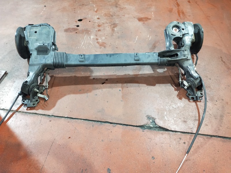 Recambio de puente trasero para fiat doblo ii cargo (263) referencia OEM IAM   DISCO/ABS
