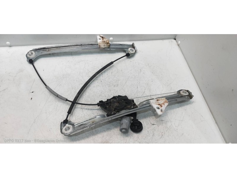 Recambio de elevalunas delantero izquierdo para mazda 3 berlina (bp) evolution referencia OEM IAM BCJH5958X  4P