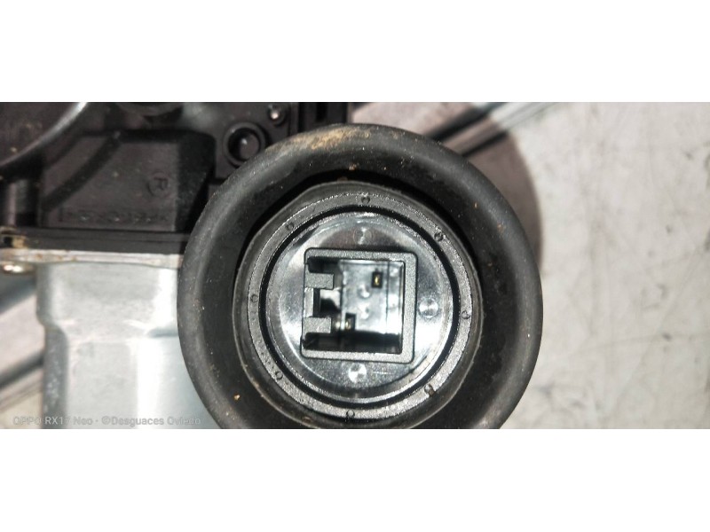 Recambio de elevalunas delantero derecho para mazda 3 berlina (bp) evolution referencia OEM IAM BCJH5858X  4P