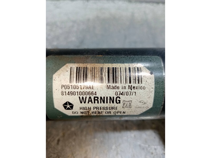 Recambio de amortiguador trasero izquierdo para jeep compass sport referencia OEM IAM P05105179AE 814901000664 