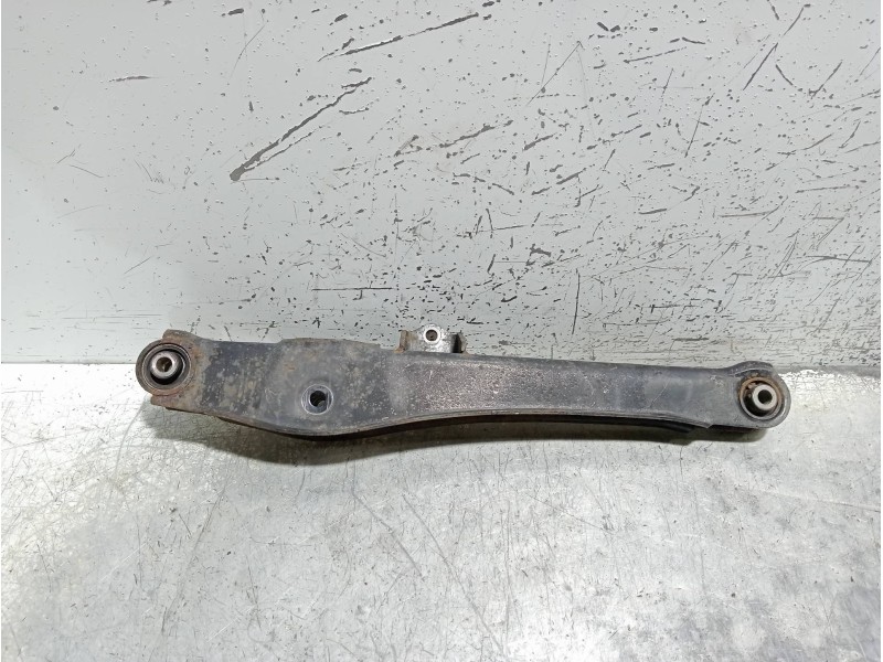 Recambio de brazo suspension inferior trasero izquierdo para jeep compass sport referencia OEM IAM   
