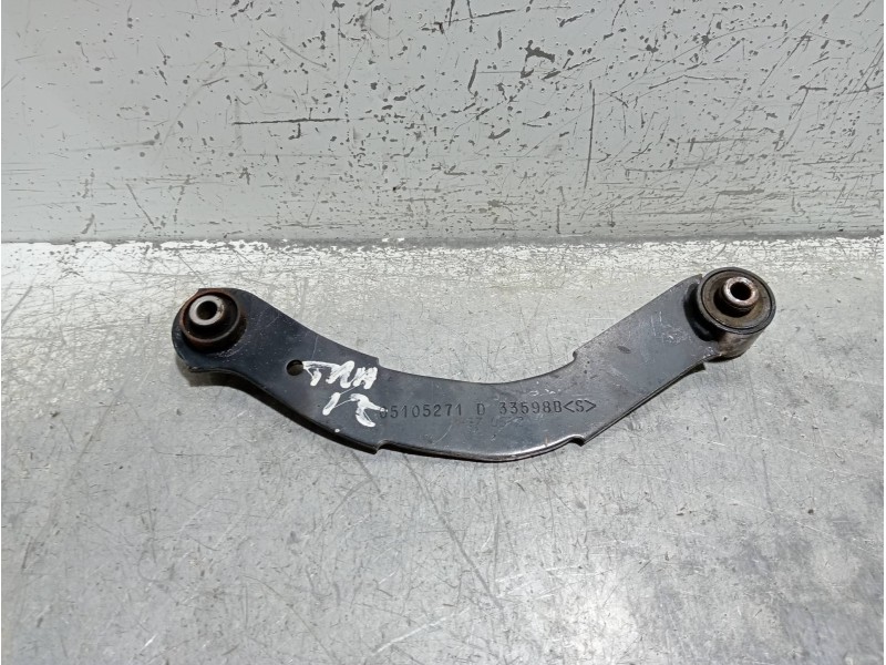 Recambio de brazo suspension superior trasero izquierdo para jeep compass sport referencia OEM IAM 05105271  