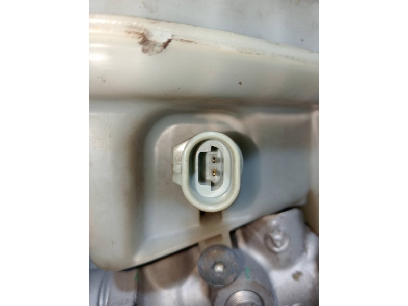 Recambio de bomba freno para jeep compass sport referencia OEM IAM 628215006 26415000064 