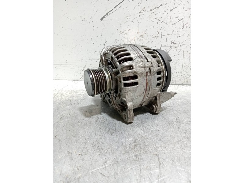 Recambio de alternador para jeep compass sport referencia OEM IAM 0124525128 05033757AB 