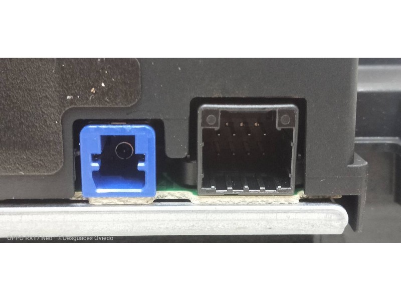 Recambio de pantalla multifuncion para mazda 3 berlina (bp) evolution referencia OEM IAM BDGF611J0A  