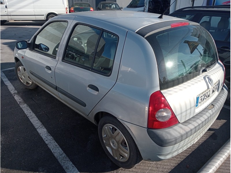 renault clio ii fase ii (b/cb0) del año 2002