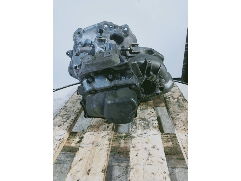 Recambio de caja cambios para opel corsa c enjoy referencia OEM IAM F17 A13761 W355 5V