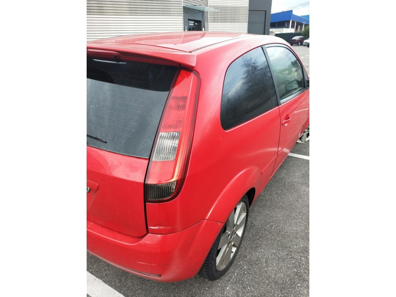 ford fiesta (cbk) del año 2003