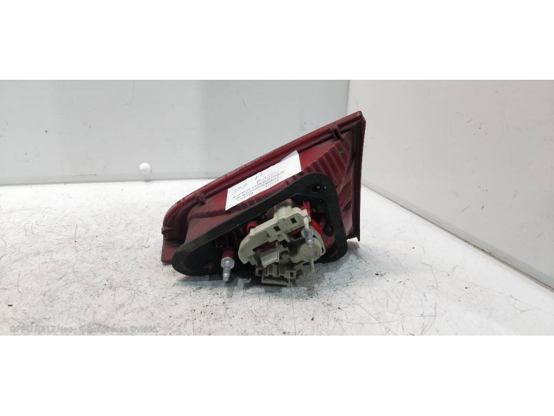 Recambio de piloto trasero izquierdo interior para audi a5 coupe (8t) 3.0 tdi quattro referencia OEM IAM 8T0945093  