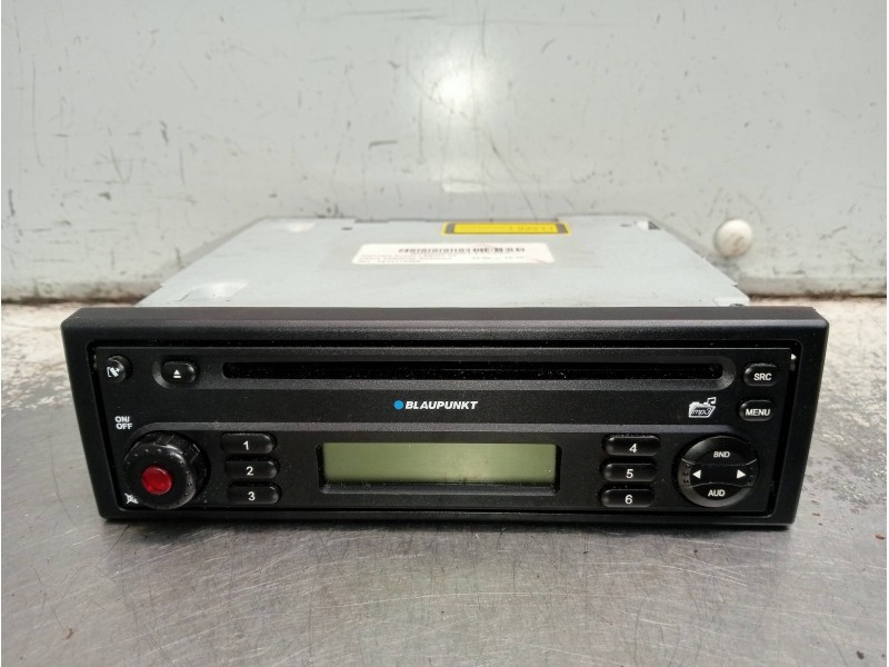 Recambio de sistema audio / radio cd para dacia sandero ambiance referencia OEM IAM 281111335R 7646128593 FD003