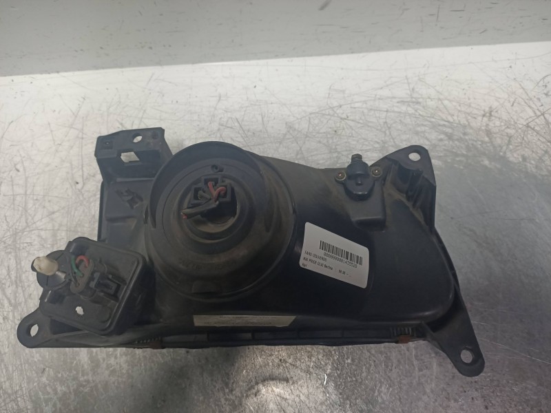 Recambio de faro izquierdo para kia pride glxi berlina referencia OEM IAM   